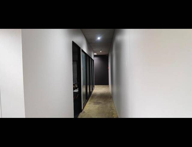 BUSINESS PROPERTY TO RENT IN ERASMUSKLOOF